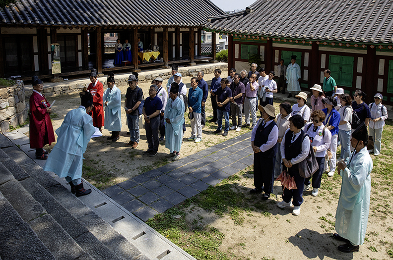 도산서원 선비문화수련원 경기지부, 수원향교서 봉심 고유례 봉행