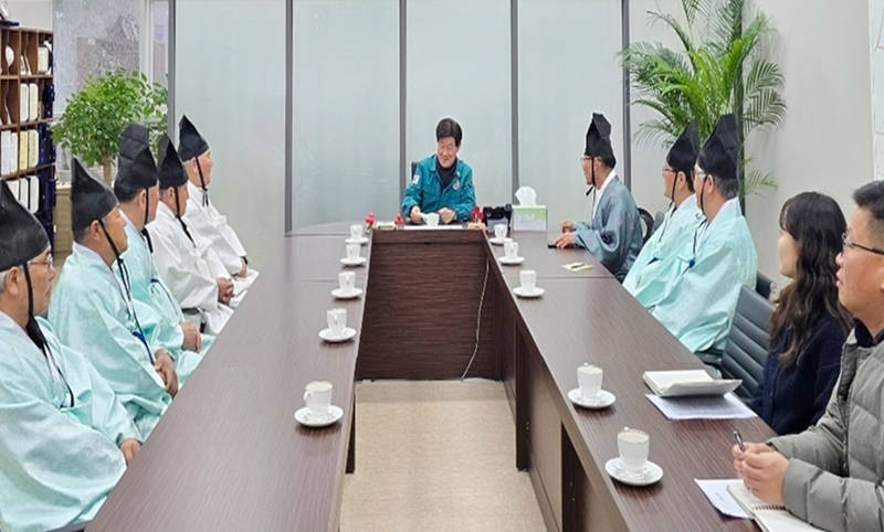 군수 면담.jpg