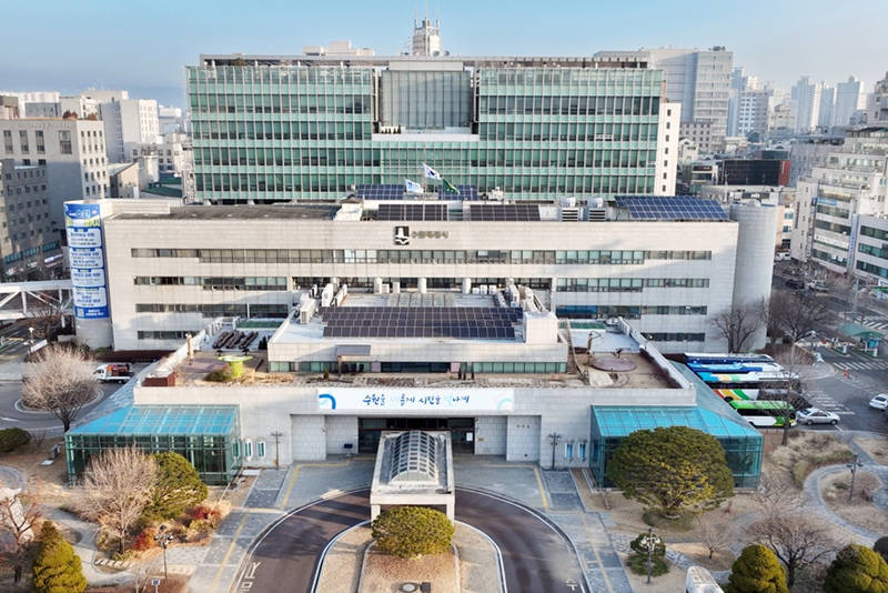 사본 -수원특례시청사전경_p4 880.jpg