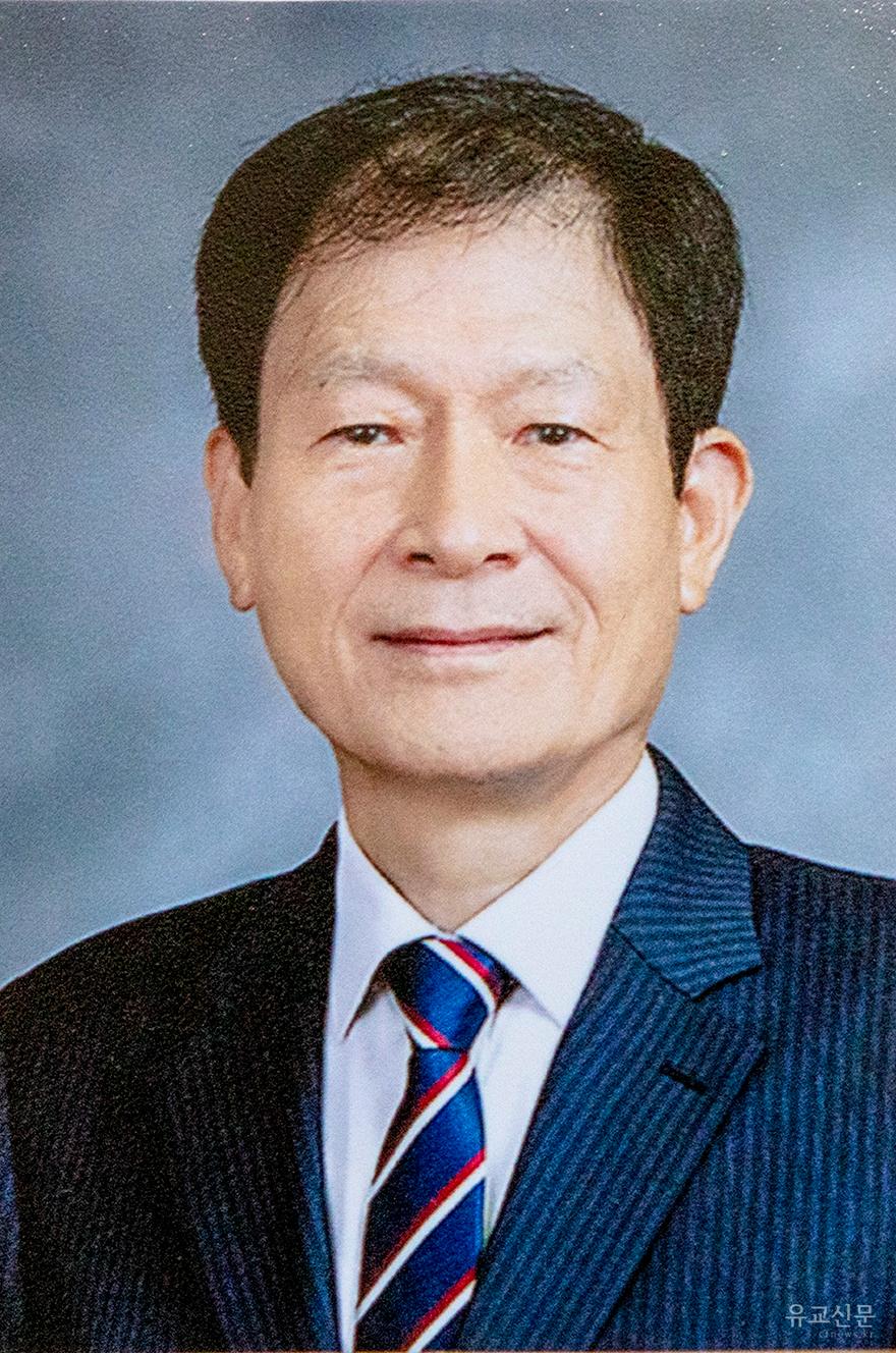 정경원 사진 사본 -0P9A7426-1 copy  small.jpg