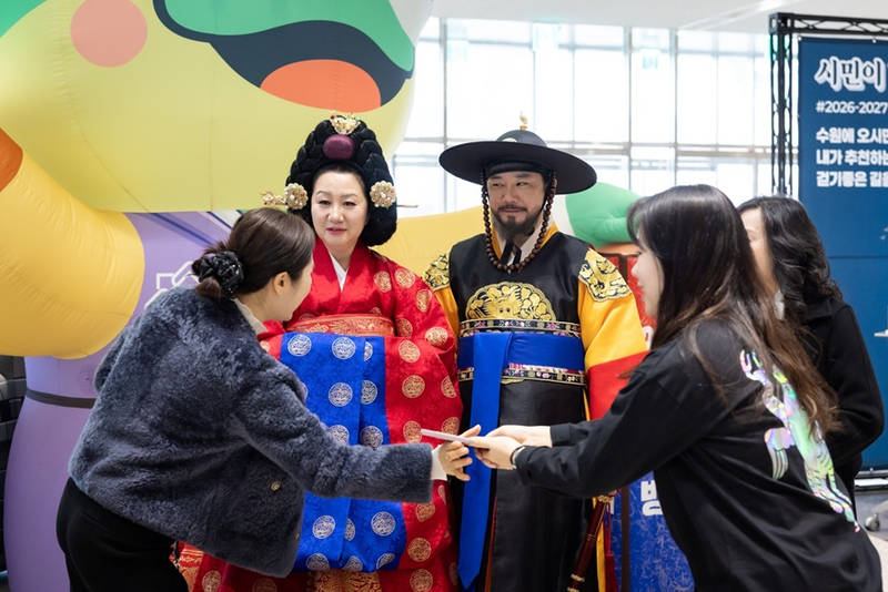 사본 -1-2.정조대왕 혜경궁홍씨 small.jpg