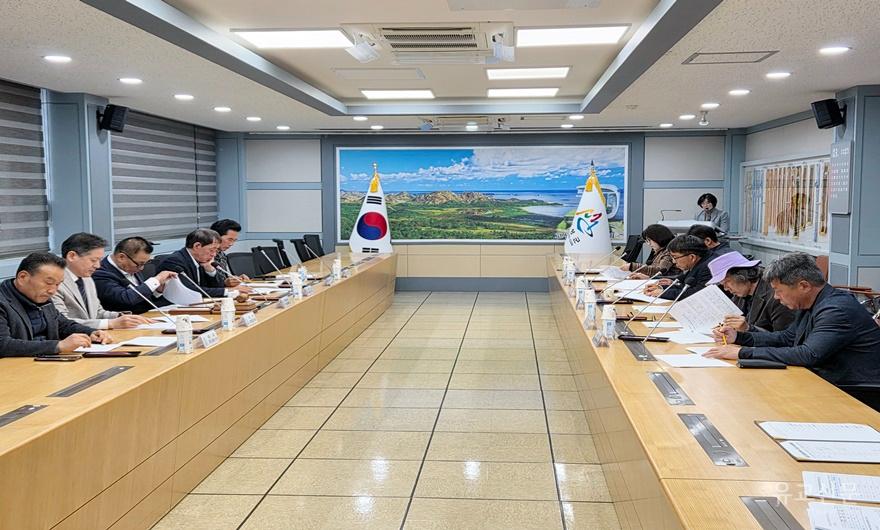 (4.1.)향토장학회 이사회.jpg