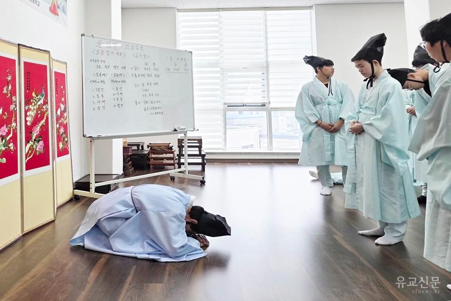 시범.jpg