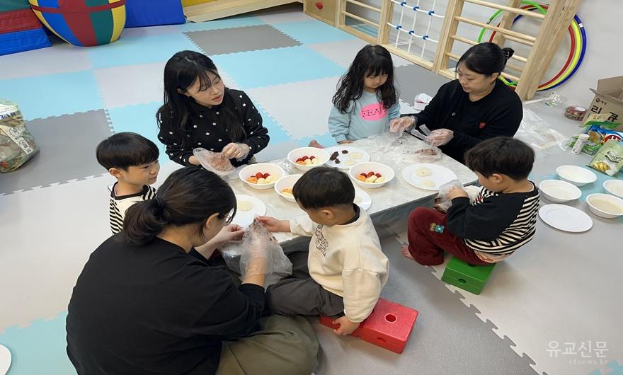 12. 사진자료 - 잼잼놀이터1.jpg
