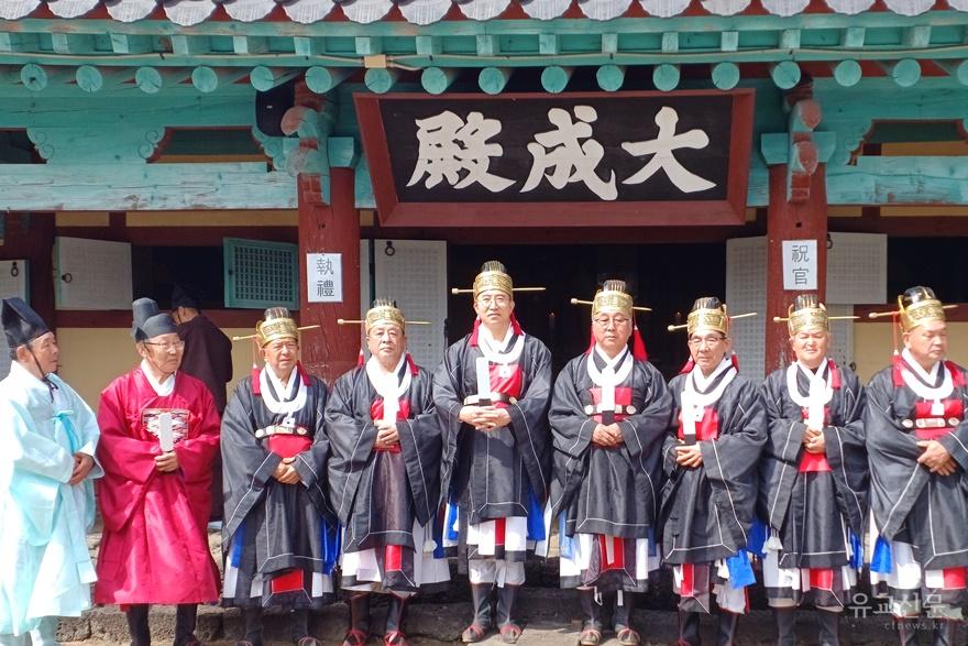 기념사진(수정).jpg