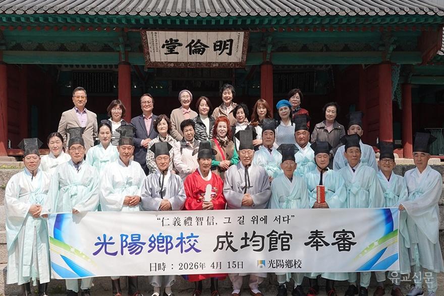 기념사진(편집수정).jpg