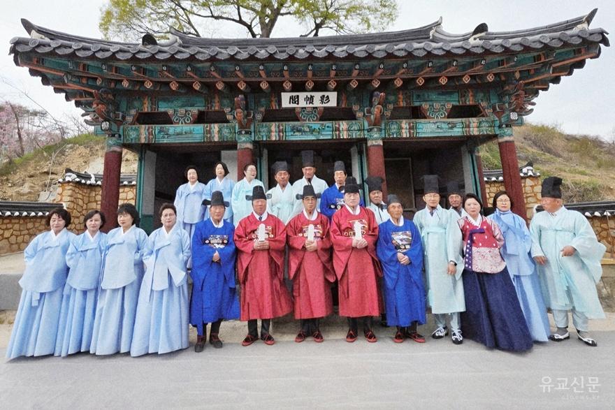 기념사진(편집수정).jpg